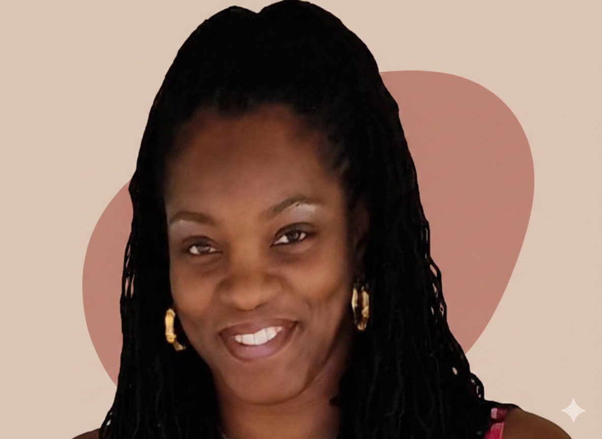 Rosaria, the certified Sisterlocks® consultant